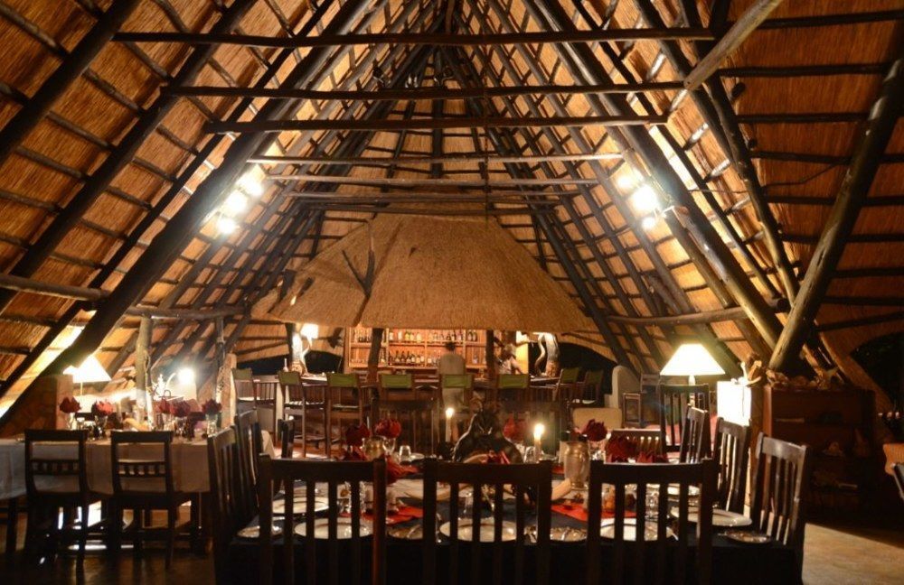 Ivory Lodge Dete Bagian luar foto